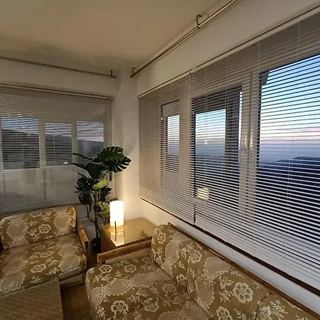 En Διαμέρισμα *